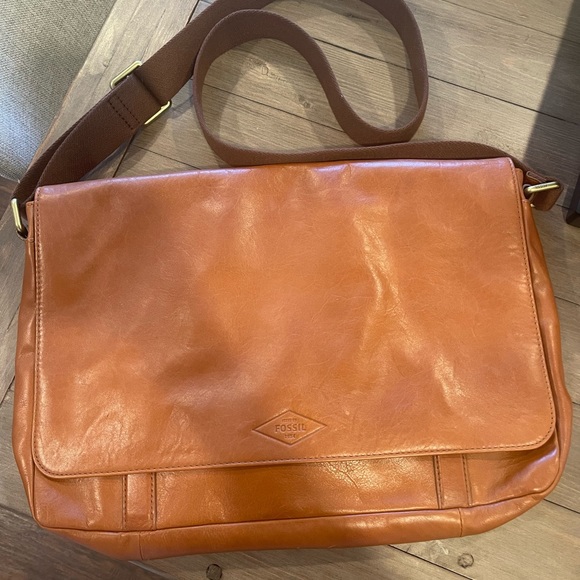 Brand new, never used Fossil Laptop Bag - Picture 1 of 8